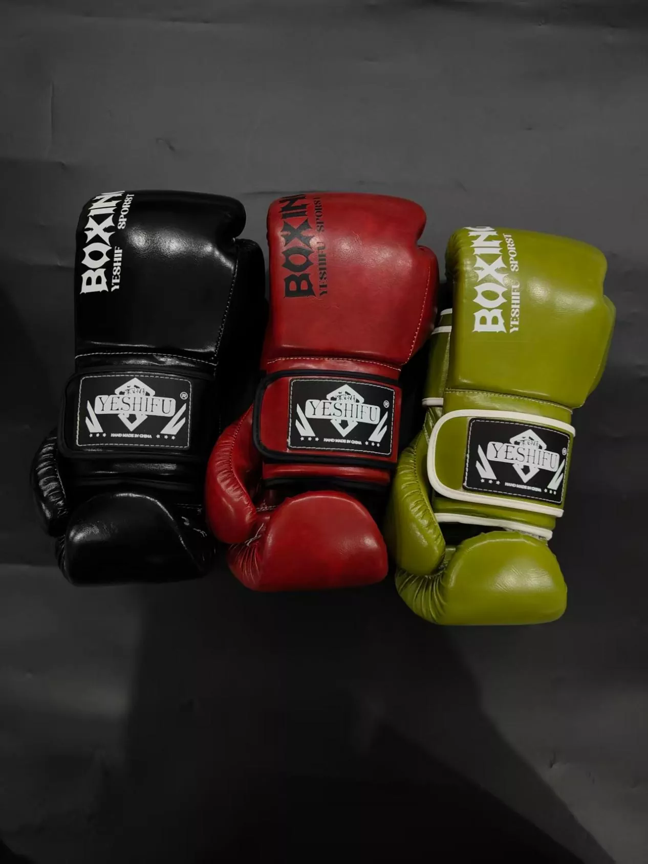 Premium boxing gloves with wear-resistant synthetic leather and multi-layer foam padding